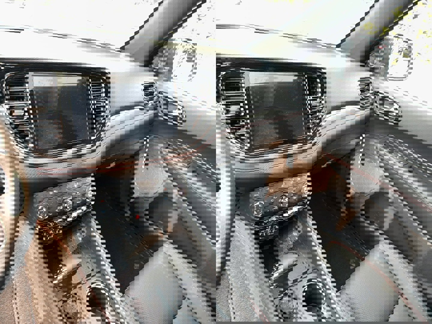 New 2026 Dodge Durango GT image 11