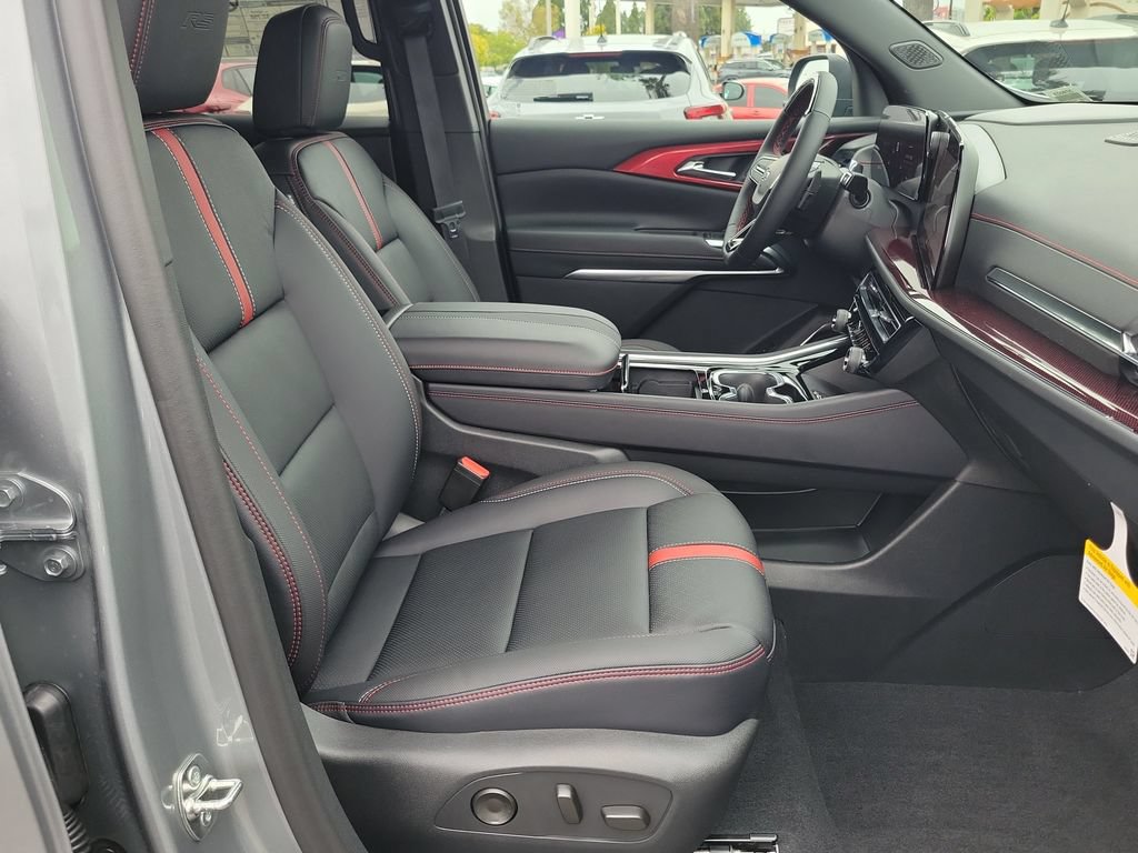 New 2026 Chevrolet Traverse RS FWD image 18