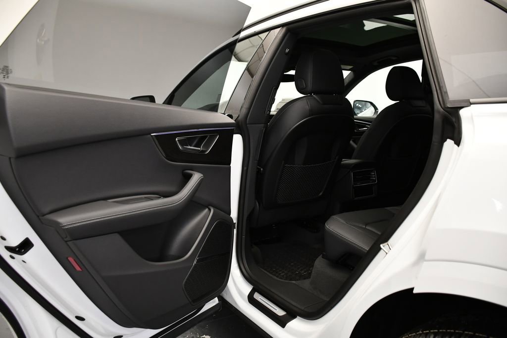New 2026 Audi Q8 Premium Plus image 42