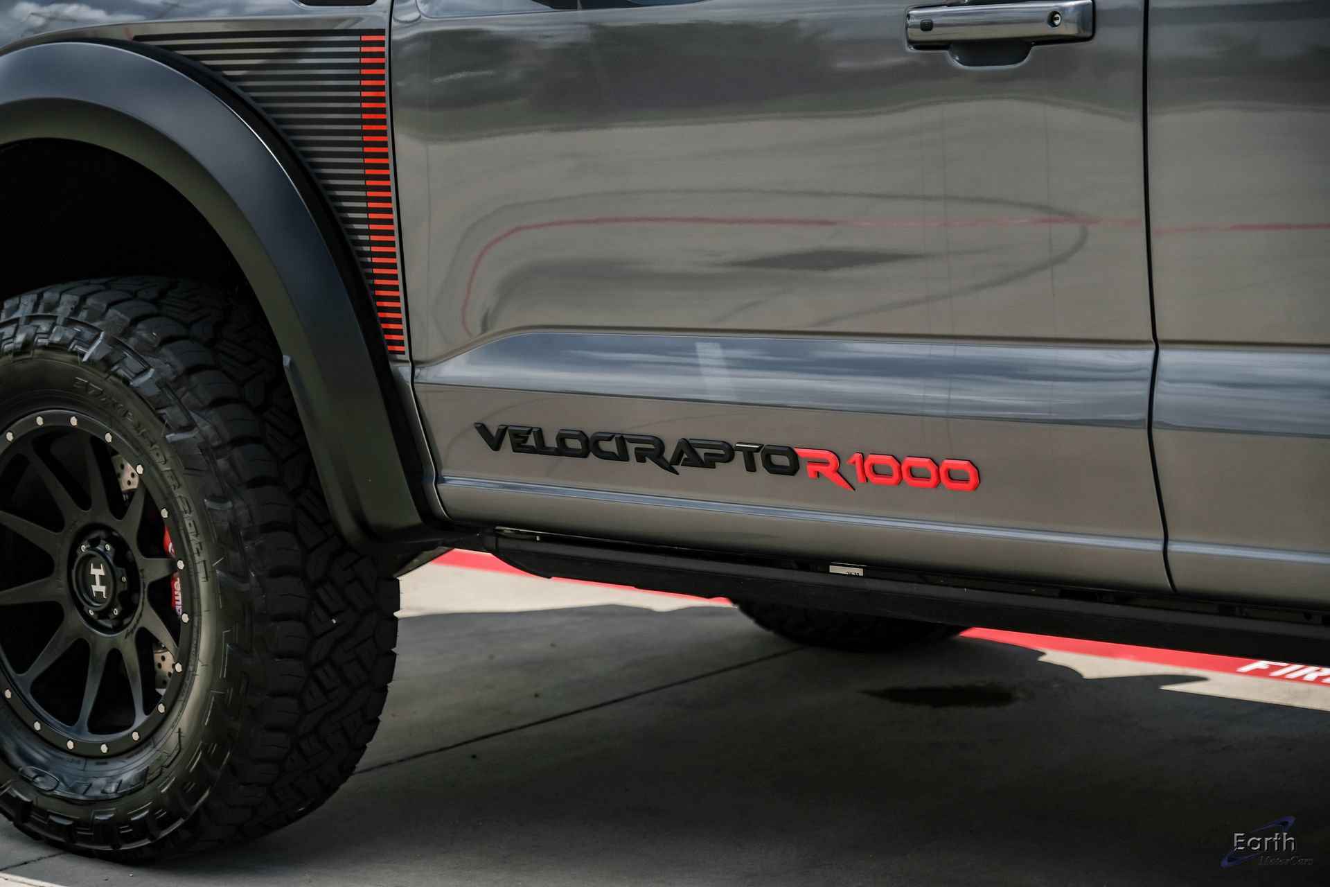 Used 2025 Ford F150 Raptor w/ Equipment Group 803A Raptor R AWD/4WD image 46