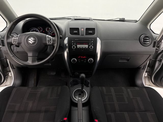 Used 2010 Suzuki SX4 Touring AWD/4WD image 20