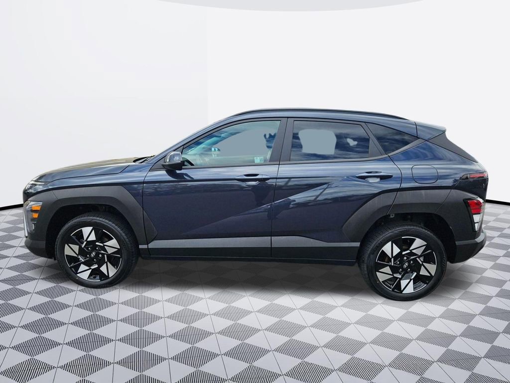 Certified 2025 Hyundai Kona SEL AWD/4WD image 3