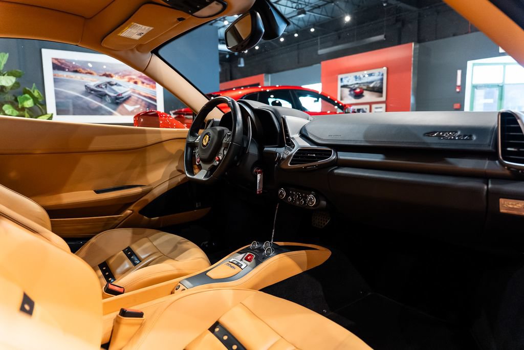 Used 2010 Ferrari 458 Italia Coupe RWD image 44