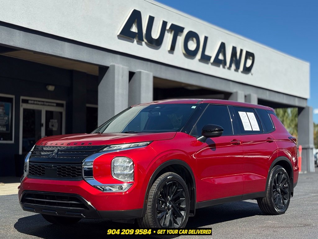 Used 2022 Mitsubishi Outlander SE FWD image 1