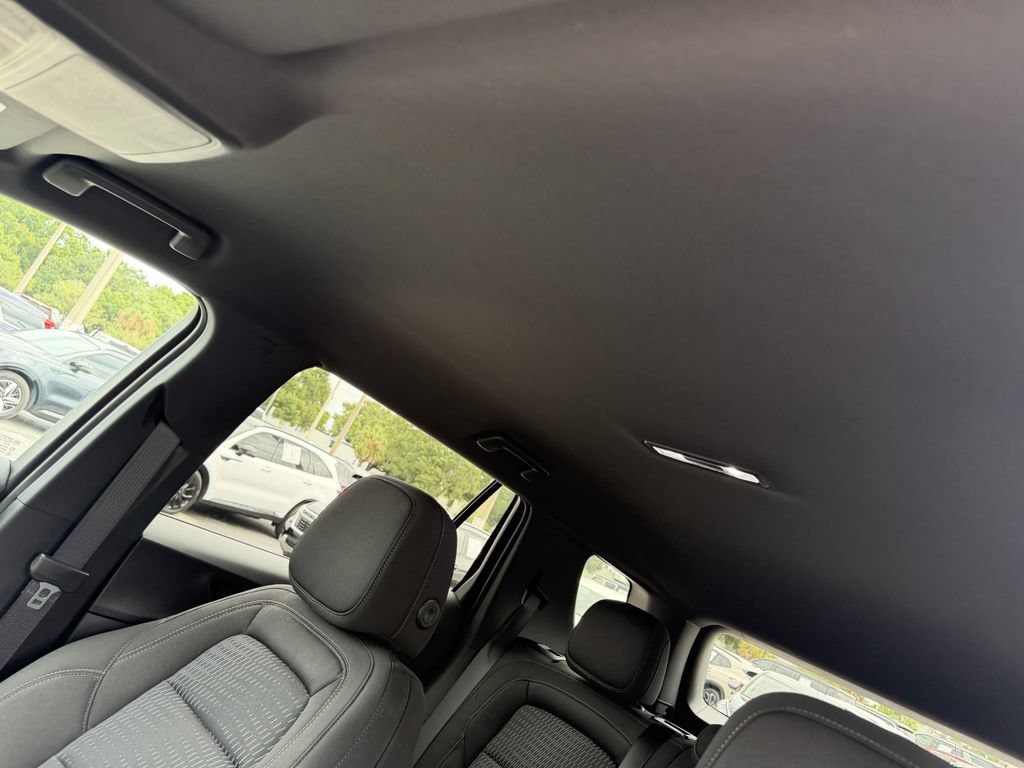 Used 2026 Chevrolet Equinox LT FWD image 23