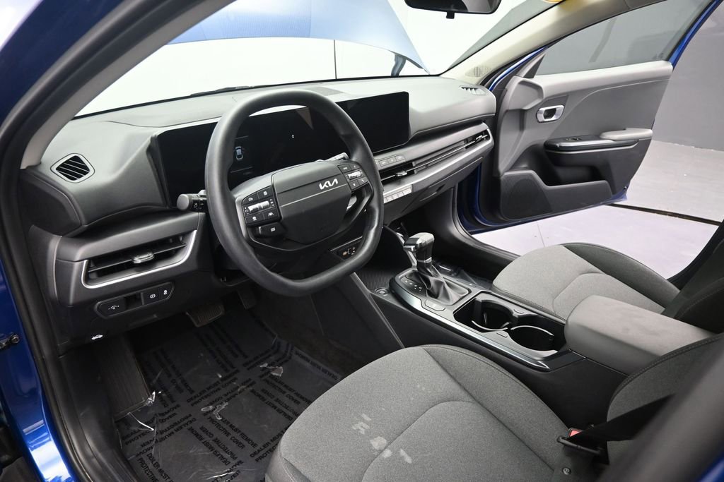 Certified 2025 Kia K4 FWD image 16