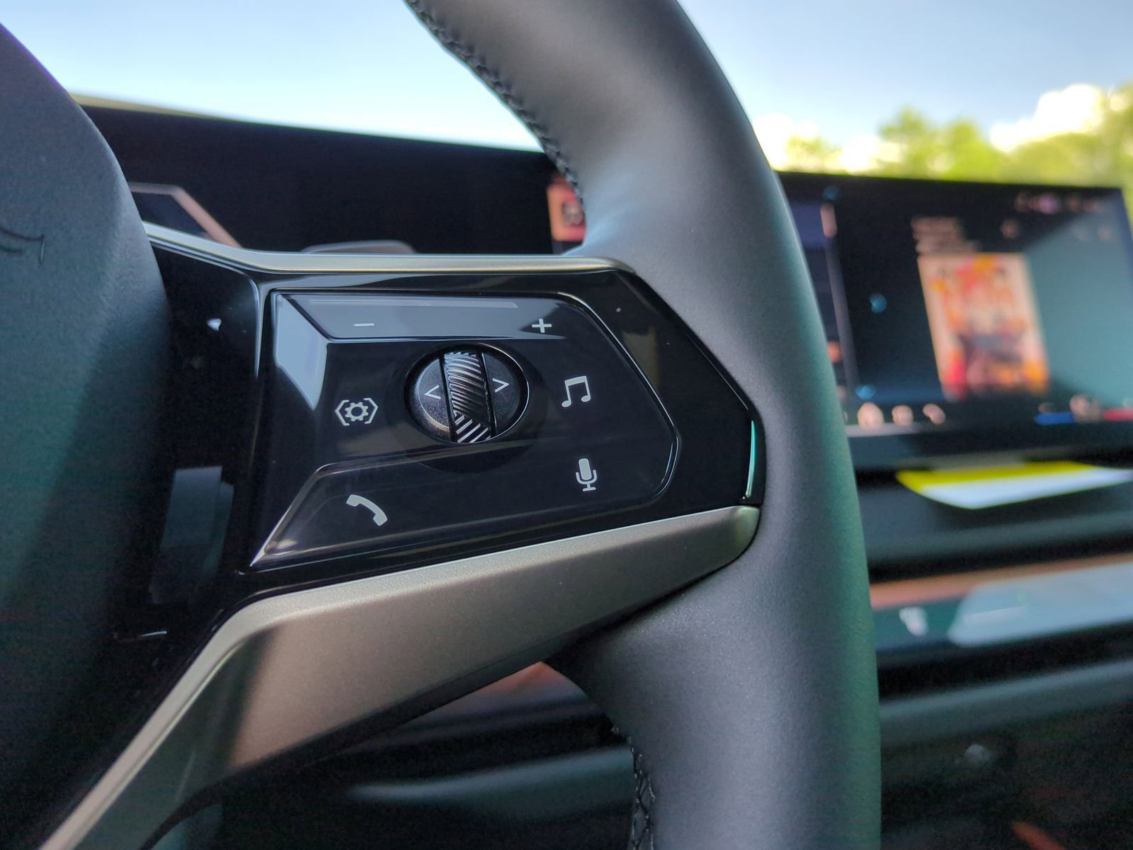 Certified 2025 BMW X3 xDrive30i w/ Premium Package image 20