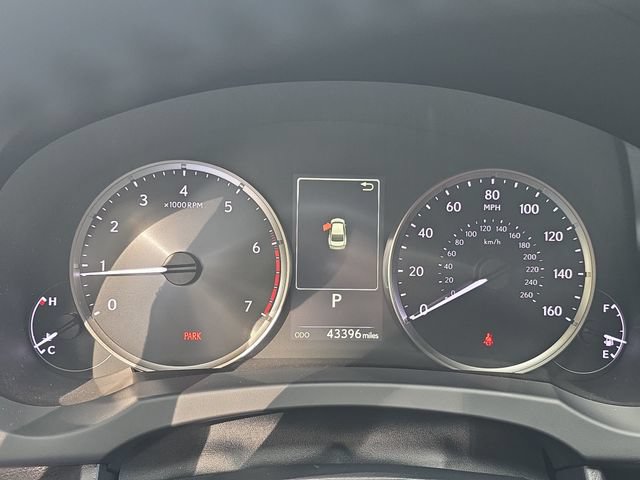 Used 2023 Lexus IS 300 w/ Comfort Package RWD image 7