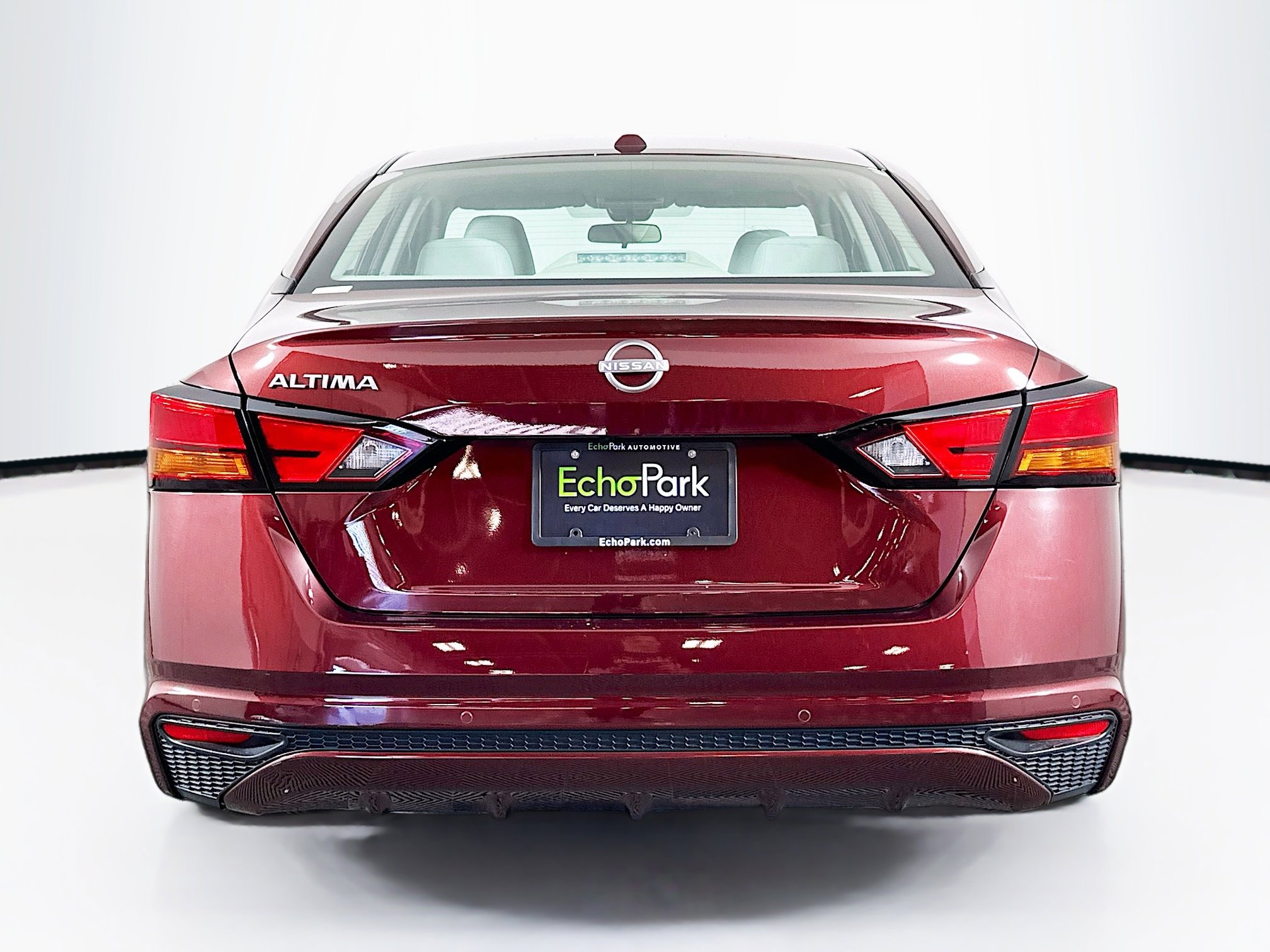 Used 2025 Nissan Altima 2.5 SV image 7