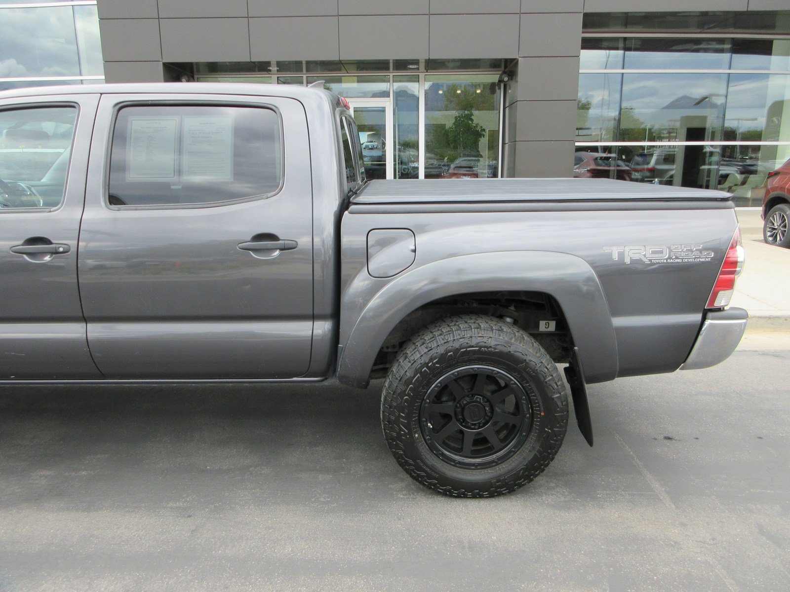 Used 2012 Toyota Tacoma 4x4 Double Cab w/ TRD Off-Road Pkg image 5