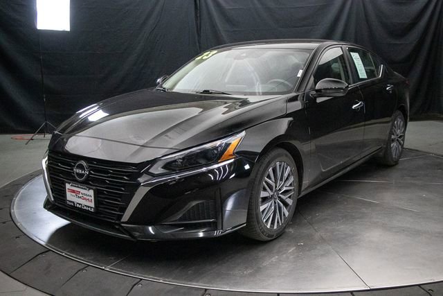 Used 2023 Nissan Altima 2.5 SV image 4