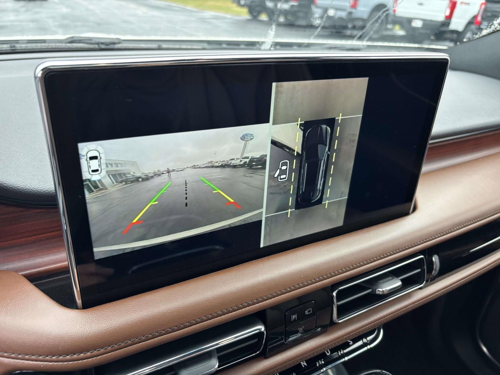 Used 2021 Lincoln Nautilus Reserve image 22