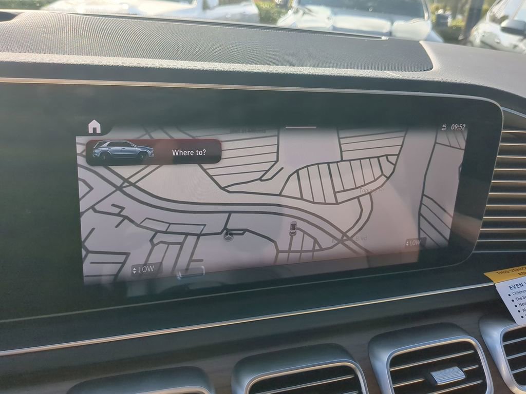 Certified 2024 Mercedes-Benz GLE 450e 4MATIC image 19