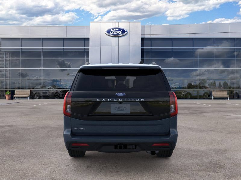 New 2026 Ford Expedition Active RWD image 5