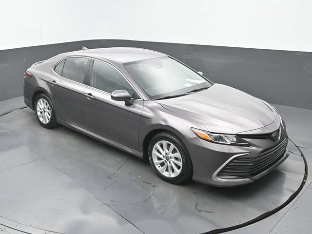 Used 2023 Toyota Camry LE FWD image 29