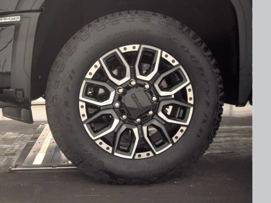 Used 2024 GMC Sierra 3500 Denali image 14