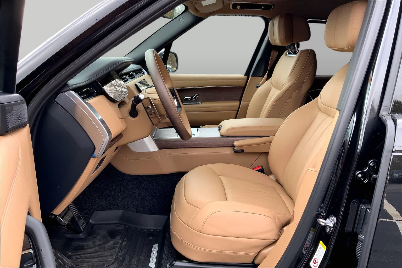 New 2026 Land Rover Range Rover Autobiography AWD/4WD image 13