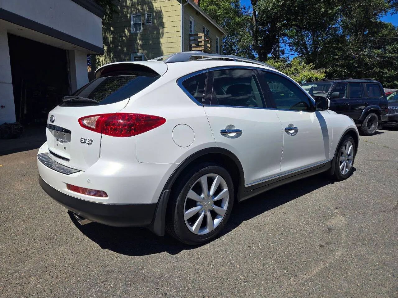 Used 2013 INFINITI EX37 Journey w/ Premium Pkg image 41