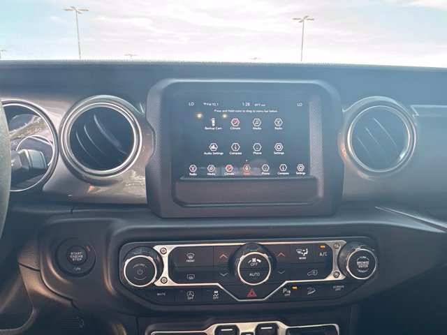 Used 2019 Jeep Wrangler Unlimited Sahara w/ Safety Group AWD/4WD image 21