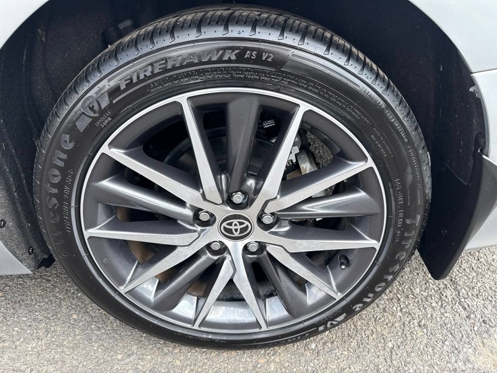 Used 2022 Toyota Camry XLE AWD/4WD image 9