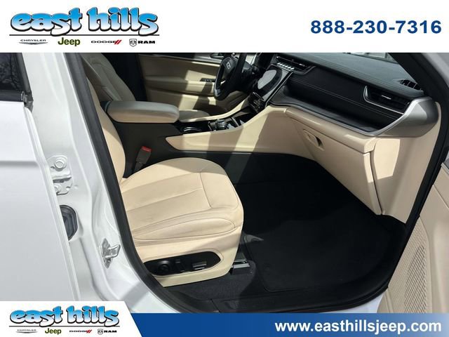 Certified 2023 Jeep Grand Cherokee Limited AWD/4WD image 25