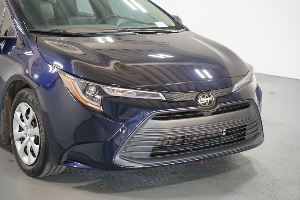 Certified 2025 Toyota Corolla LE image 4