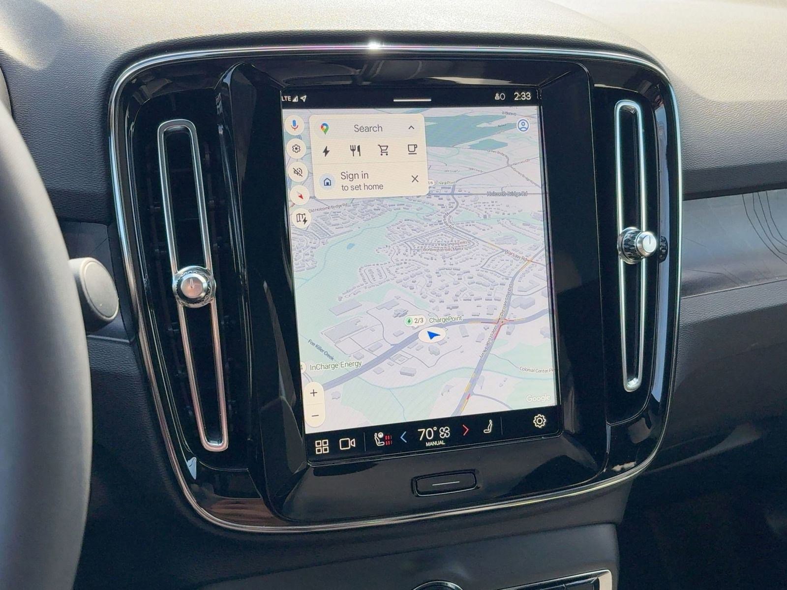 Certified 2025 Volvo EC40 Ultra image 28