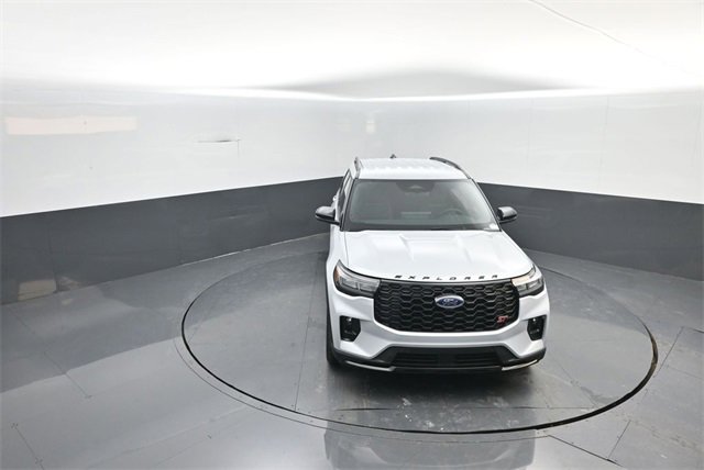 New 2026 Ford Explorer ST image 21