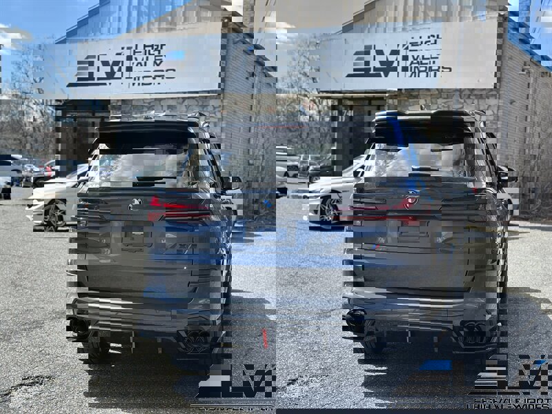 Used 2020 BMW X5 xDrive40i w/ M Sport Package image 12