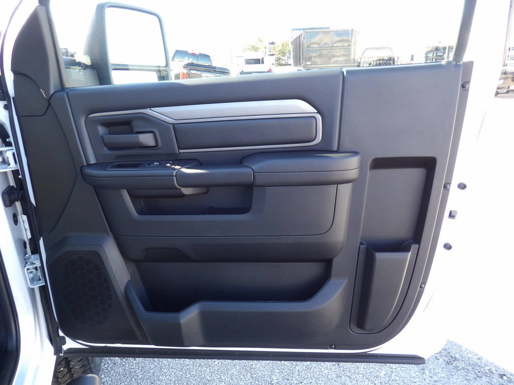 Used 2024 RAM 2500 Tradesman w/ Protection Group AWD/4WD image 29