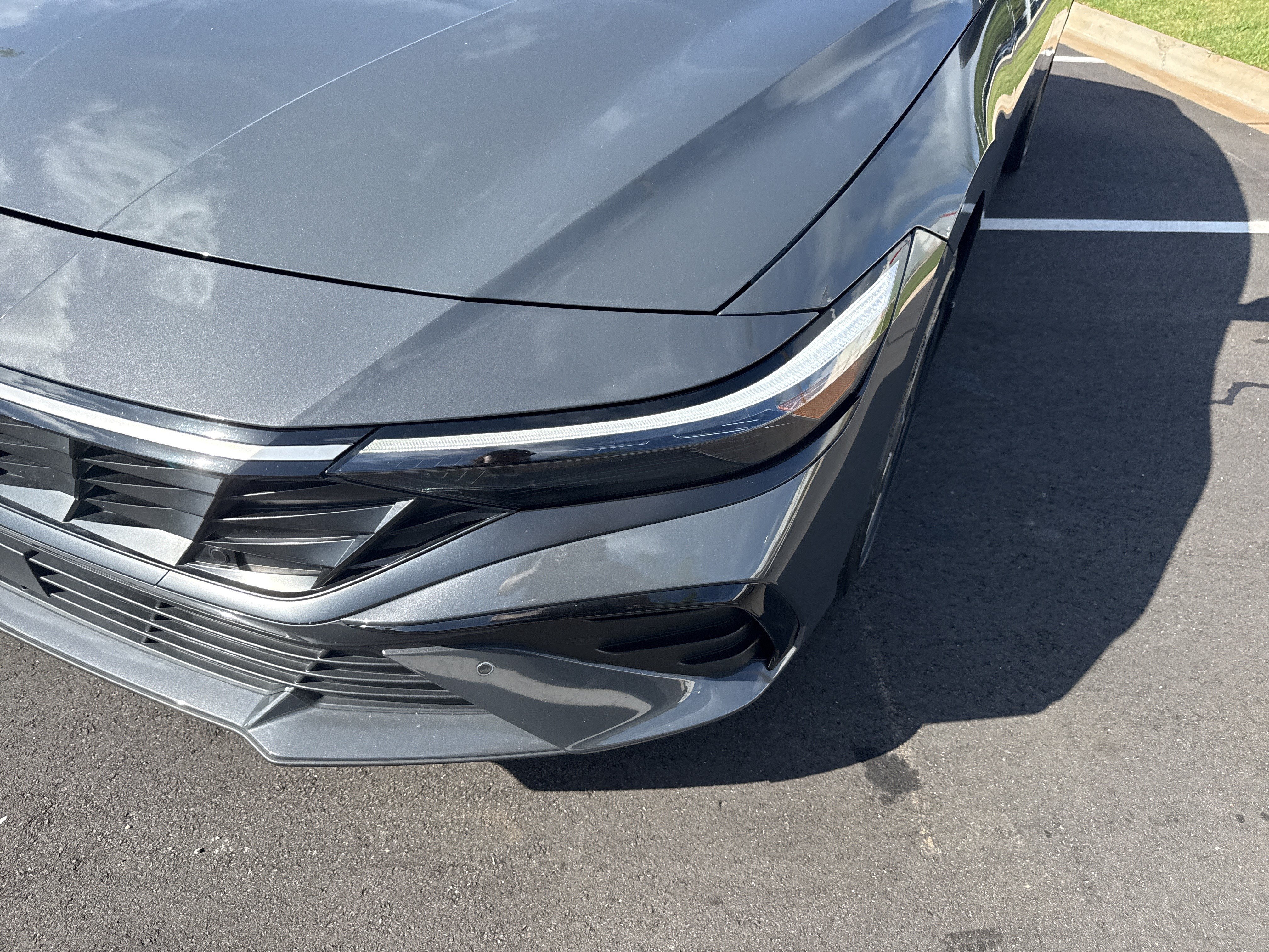 Used 2024 Hyundai Elantra Limited FWD image 6