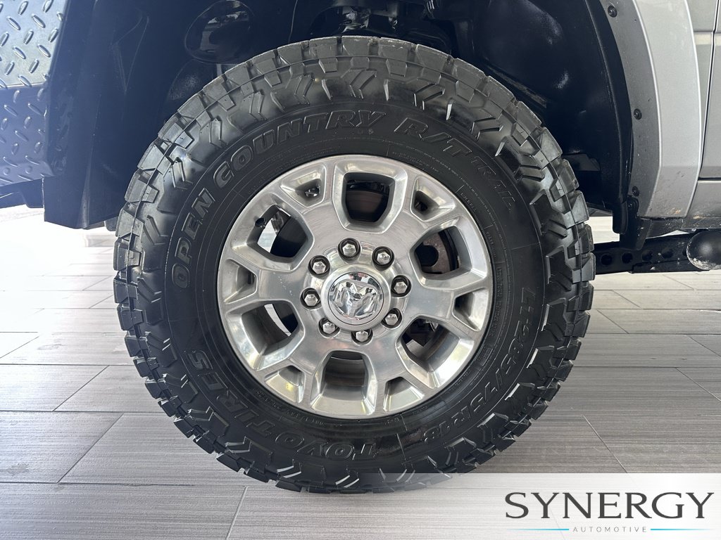 Used 2022 RAM 2500 Laramie AWD/4WD image 9