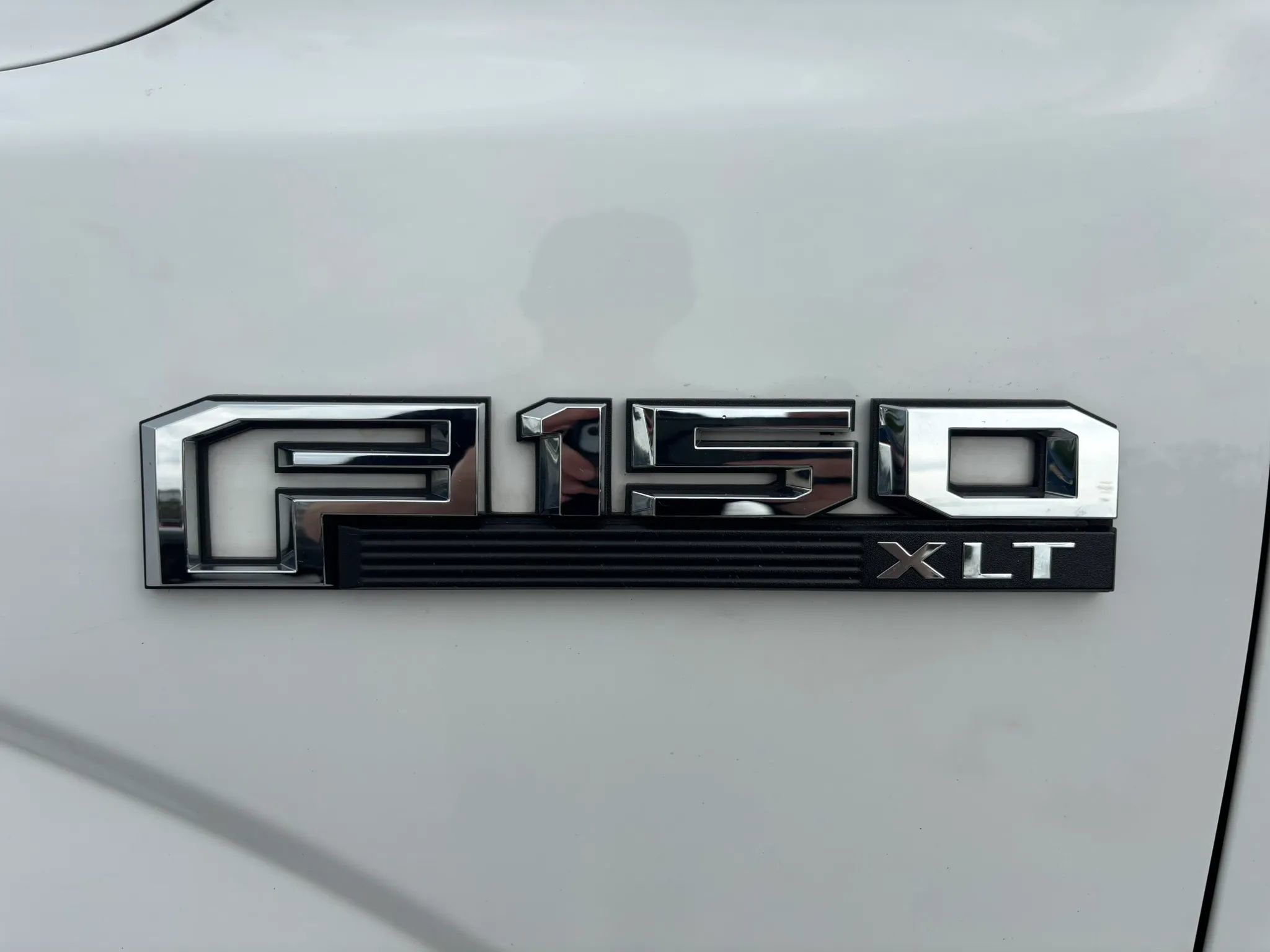 Used 2019 Ford F150 XLT w/ Equipment Group 302A Luxury AWD/4WD image 13