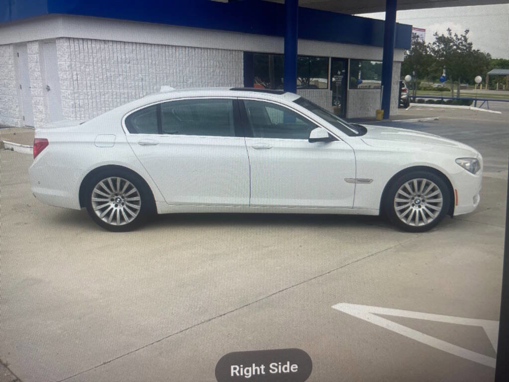 Used 2012 BMW 750Li image 4