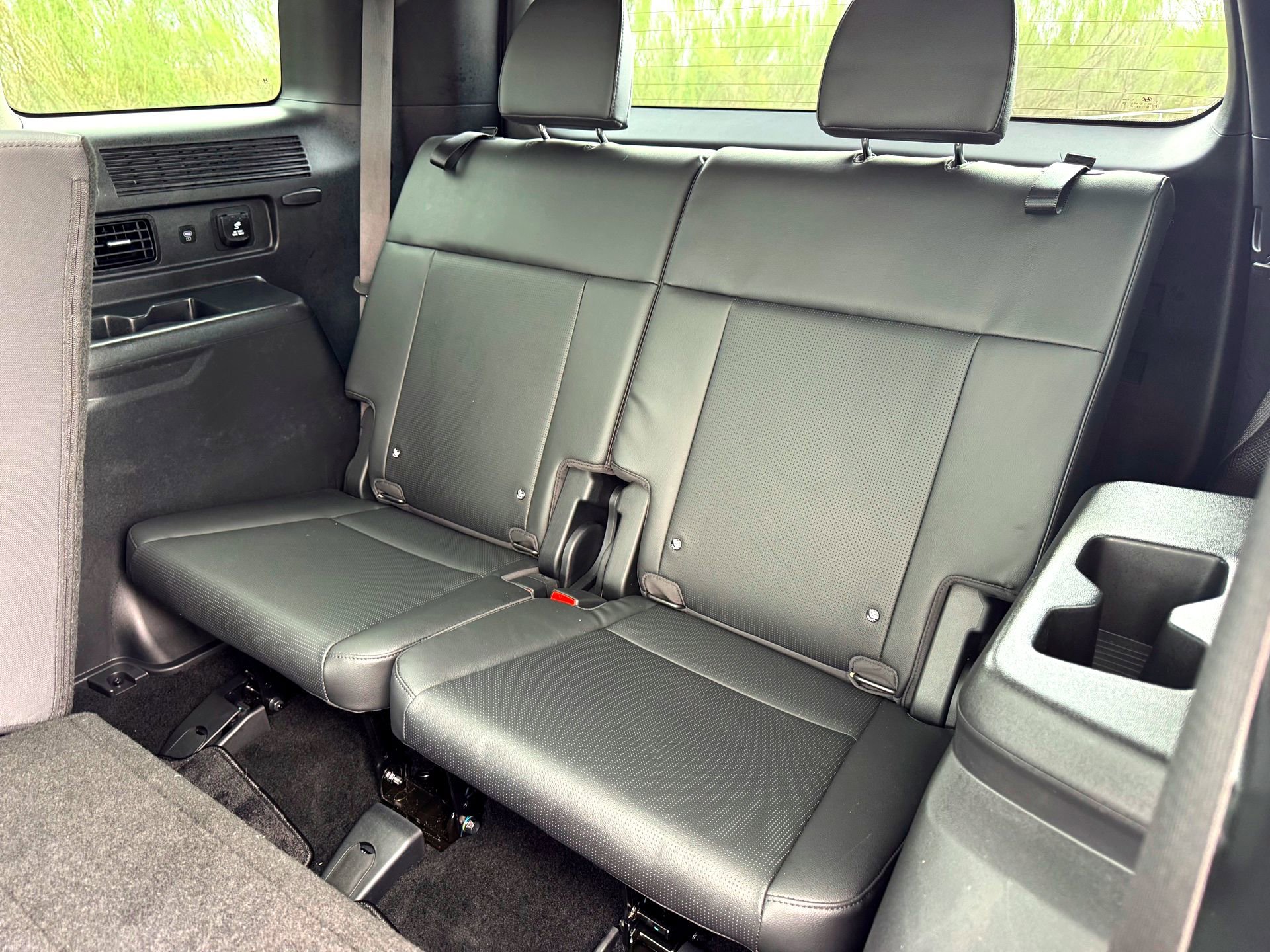 Used 2025 Hyundai Santa Fe Limited image 19