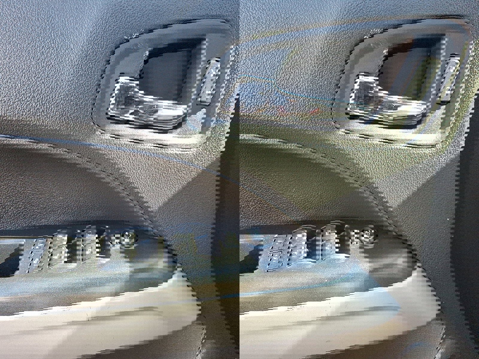 Used 2022 Chevrolet Colorado ZR2 AWD/4WD image 11