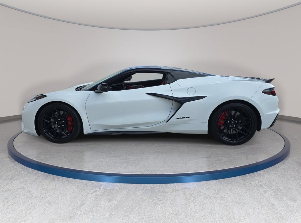 Used 2023 Chevrolet Corvette Z06 w/ Battery Protection Package RWD image 9