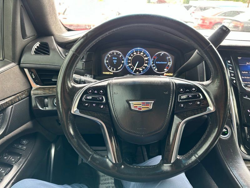 Used 2015 Cadillac Escalade Platinum AWD/4WD image 20
