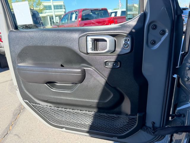 Used 2021 Jeep Wrangler Unlimited Rubicon image 14