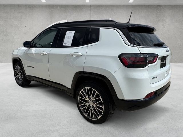 Used 2022 Jeep Compass Limited w/ Elite Group AWD/4WD image 14
