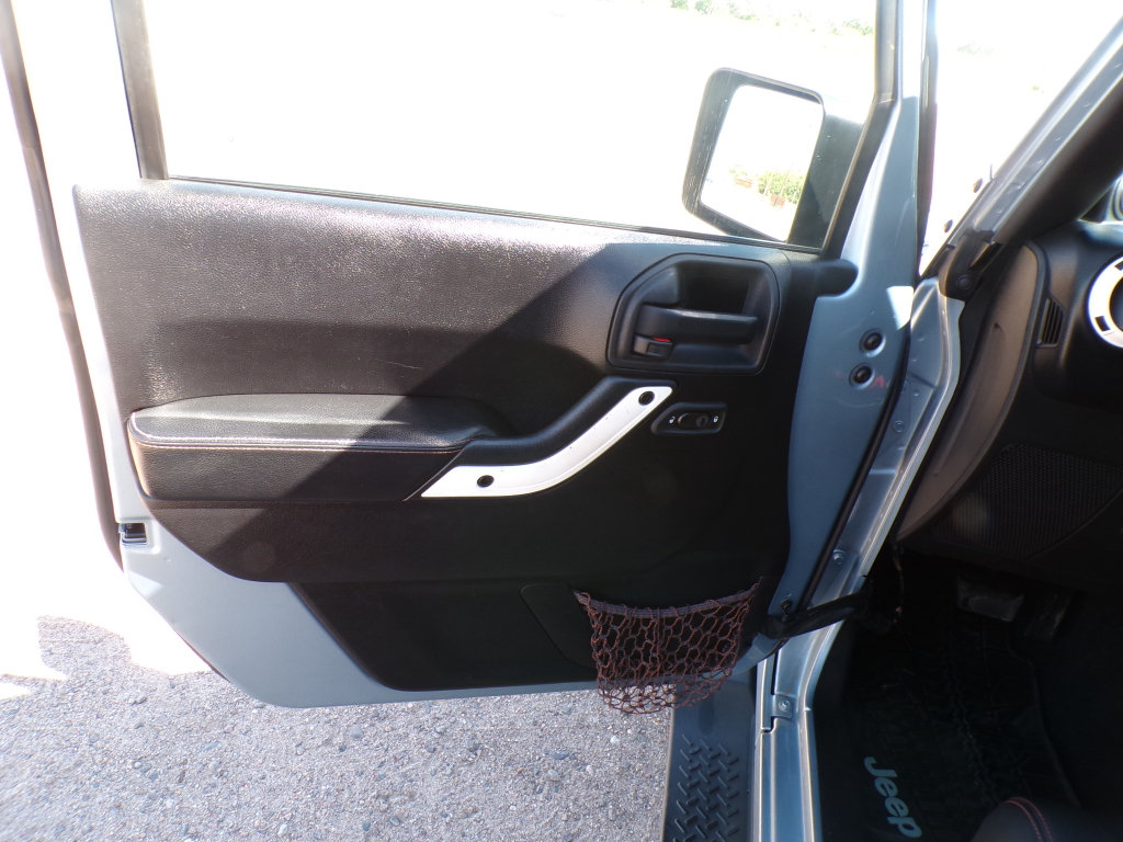 Used 2012 Jeep Wrangler Sahara AWD/4WD image 18