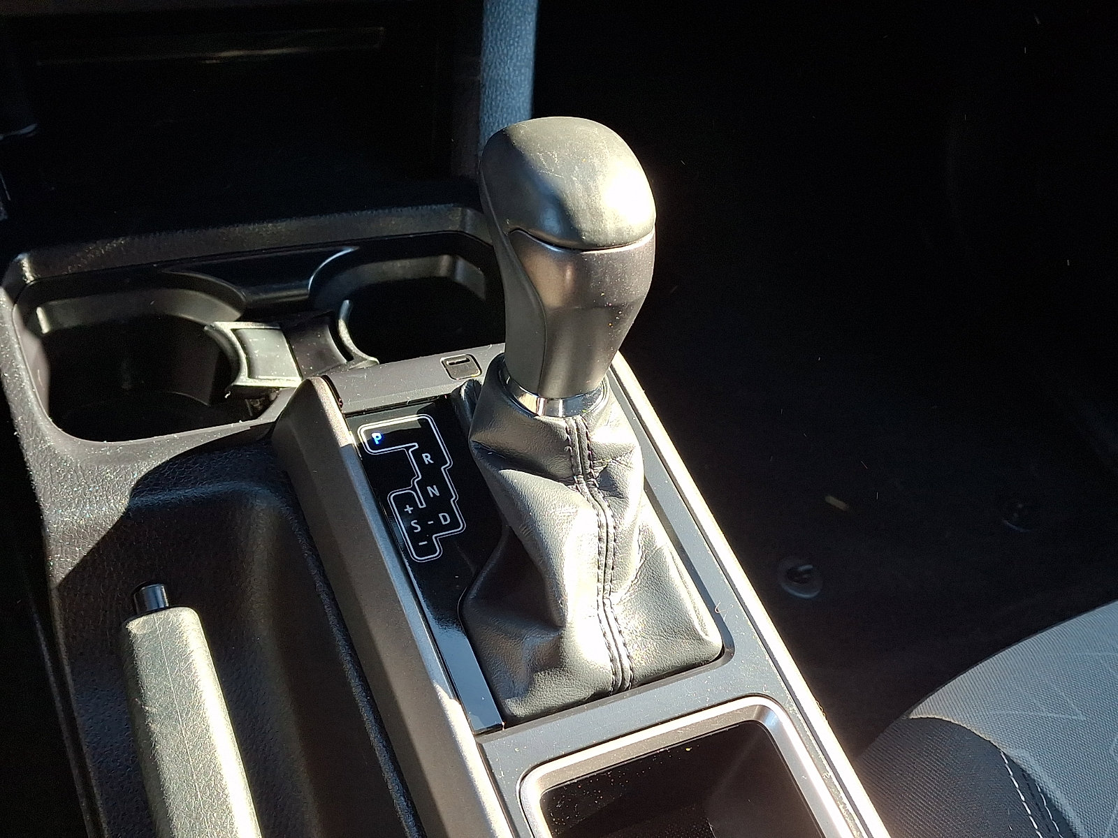 Used 2022 Toyota Tacoma TRD Off-Road image 13