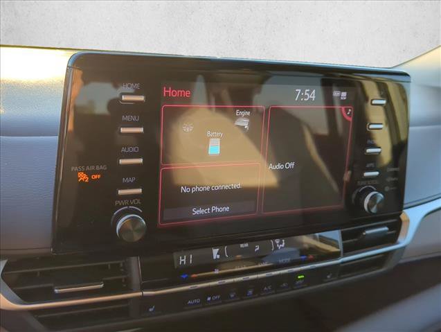 Used 2021 Toyota Sienna XLE AWD/4WD image 17