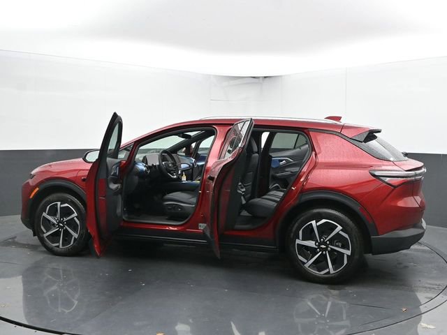 New 2026 Chevrolet Equinox EV LT image 51