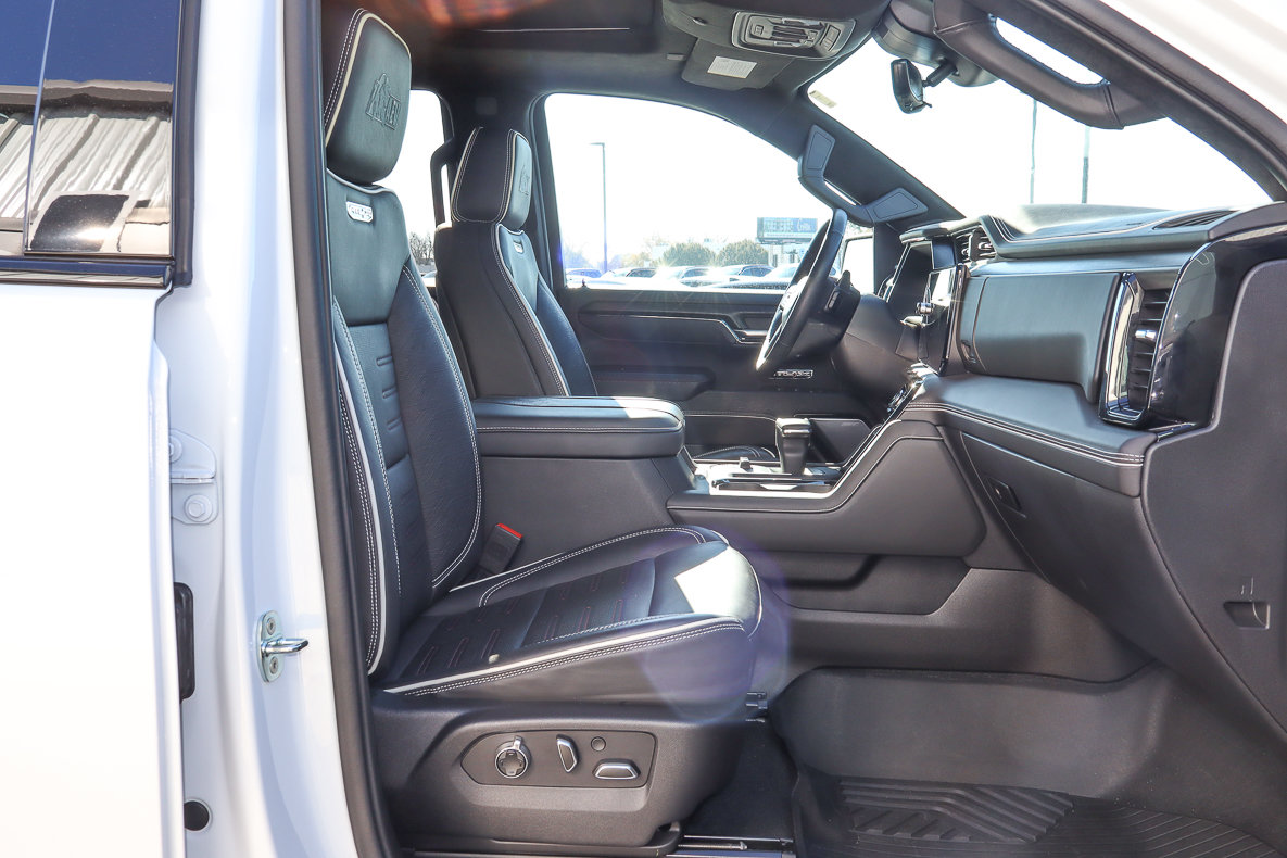 Used 2023 GMC Sierra 1500 AT4X w/ AT4X AEV Edition AWD/4WD image 36