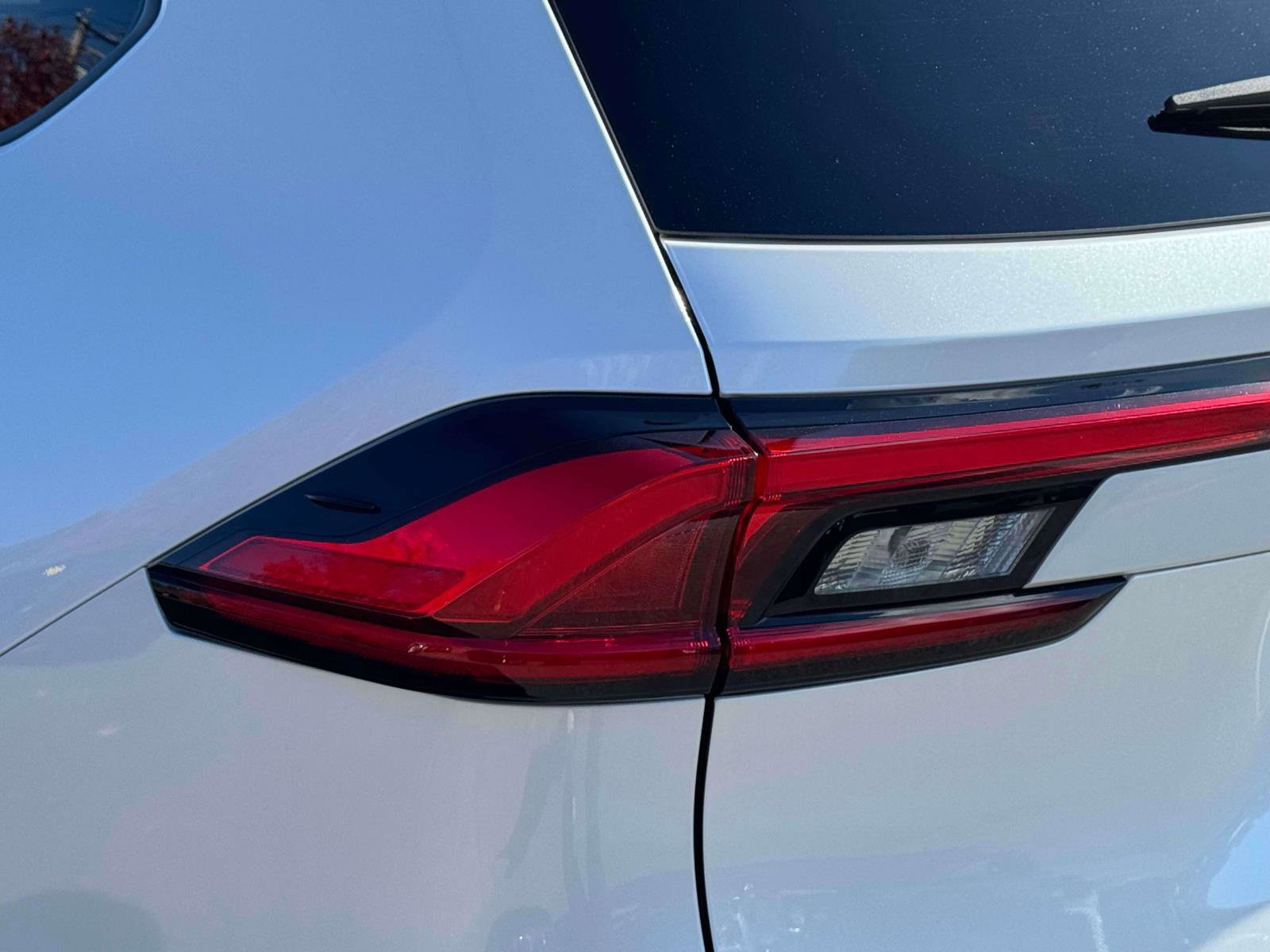 Used 2024 Toyota Grand Highlander AWD image 8