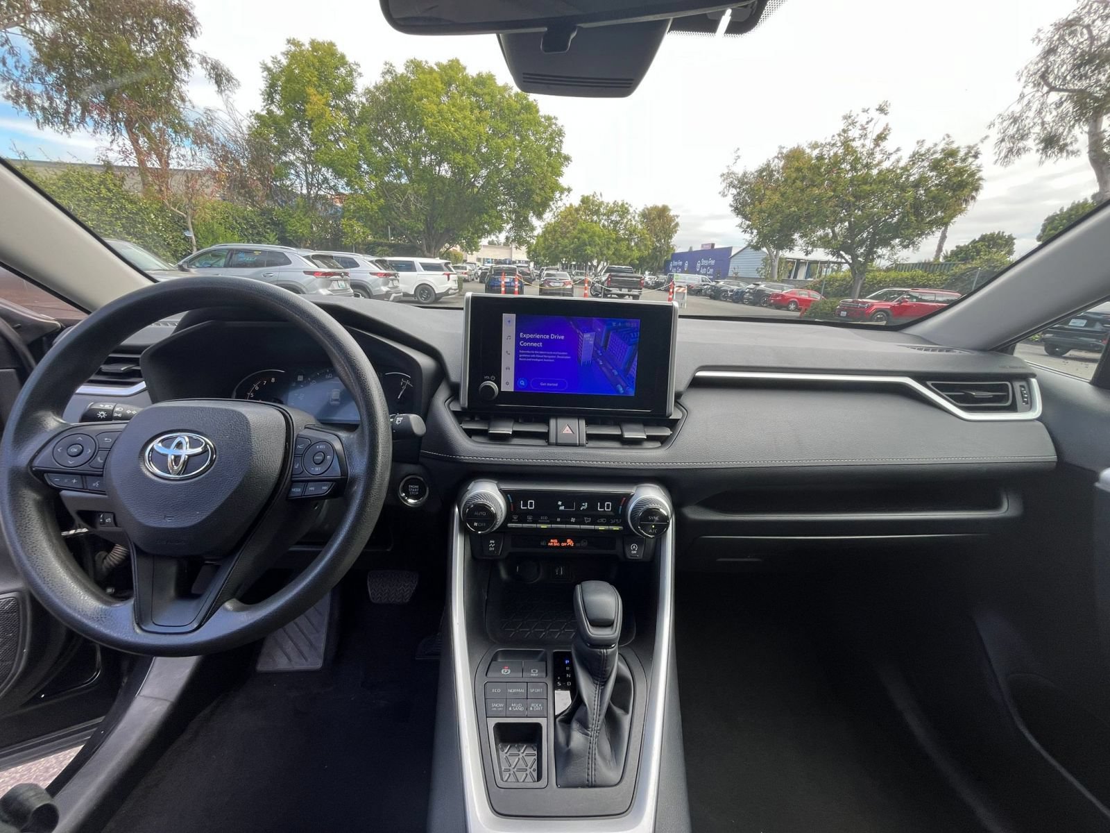 Used 2024 Toyota RAV4 XLE w/ Convenience Package AWD/4WD image 34