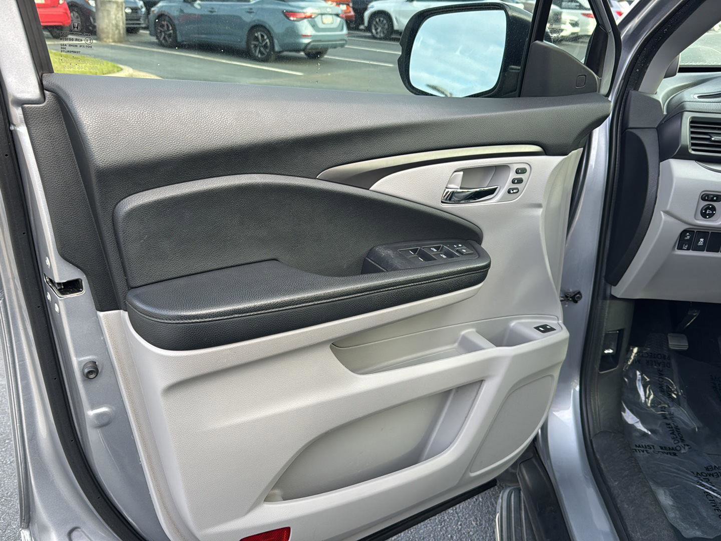 Used 2021 Honda Pilot Special Edition image 14