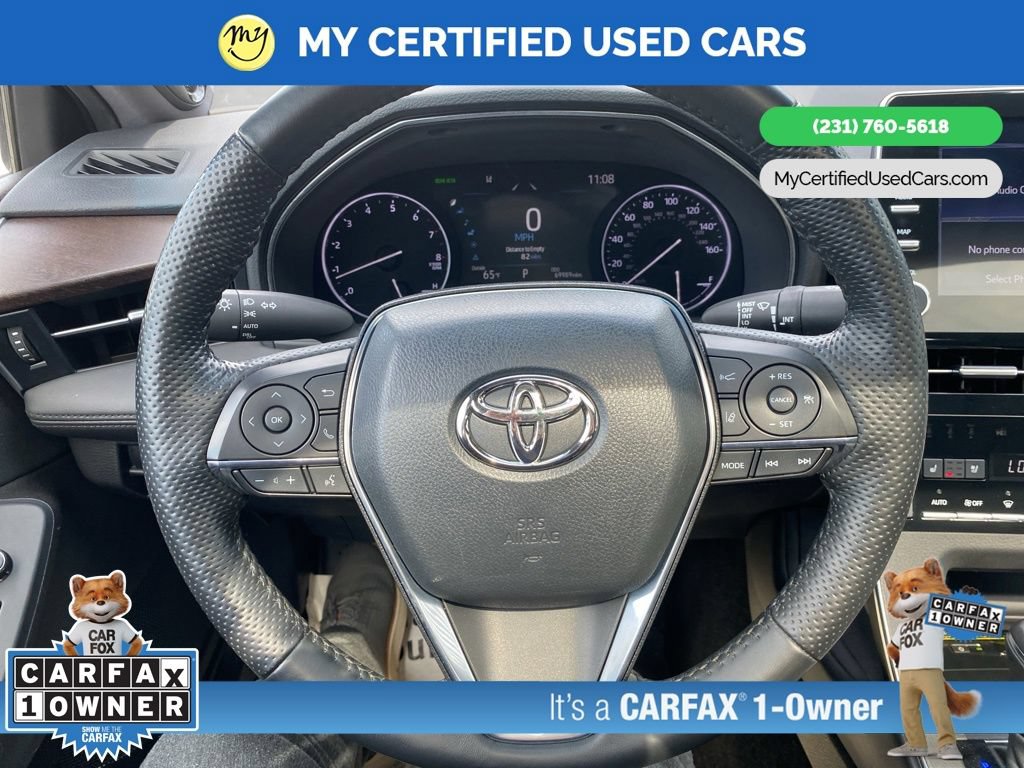 Used 2022 Toyota Avalon Limited FWD image 29
