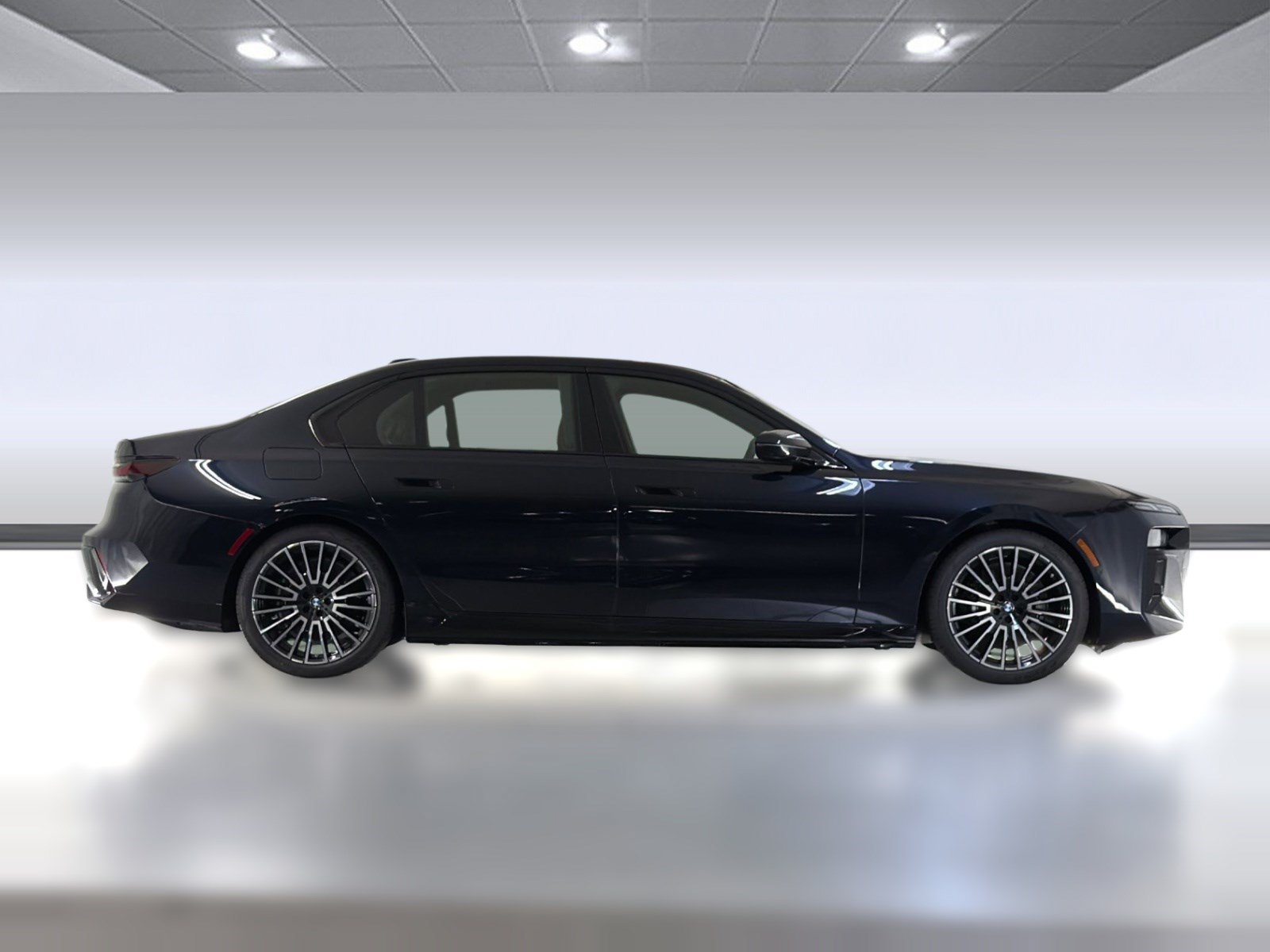 Used 2026 BMW i7 xDrive60 w/ M Sport Package RWD image 7